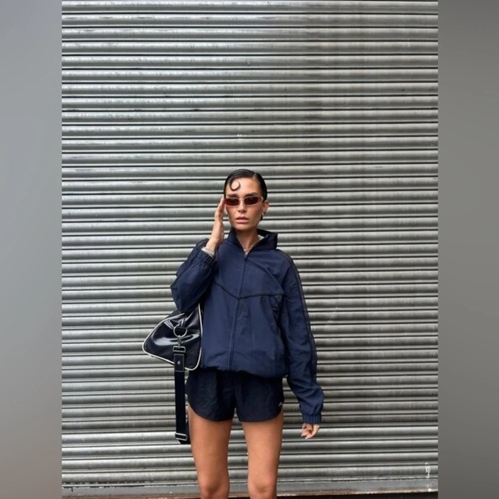 Alo Yoga Game Time Short Navy M